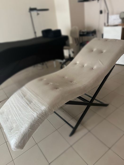 Кушетка за миглопластика