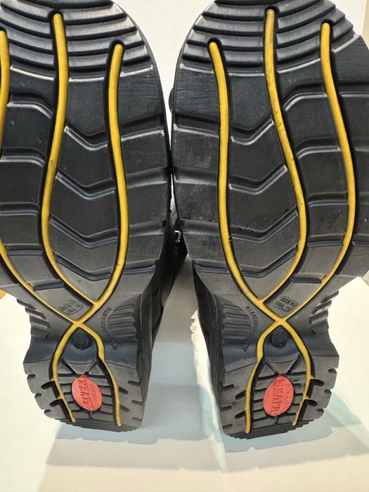 Работни ботуши със стоманено бомбе HONEYWELL OLIVER 65 .Номер 45