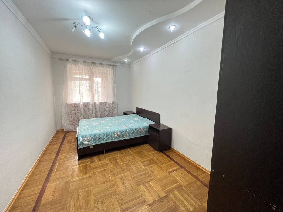 Продаётся квартира Цум 3 комнатная