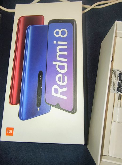 Продавам Xiaomi Redmi 8