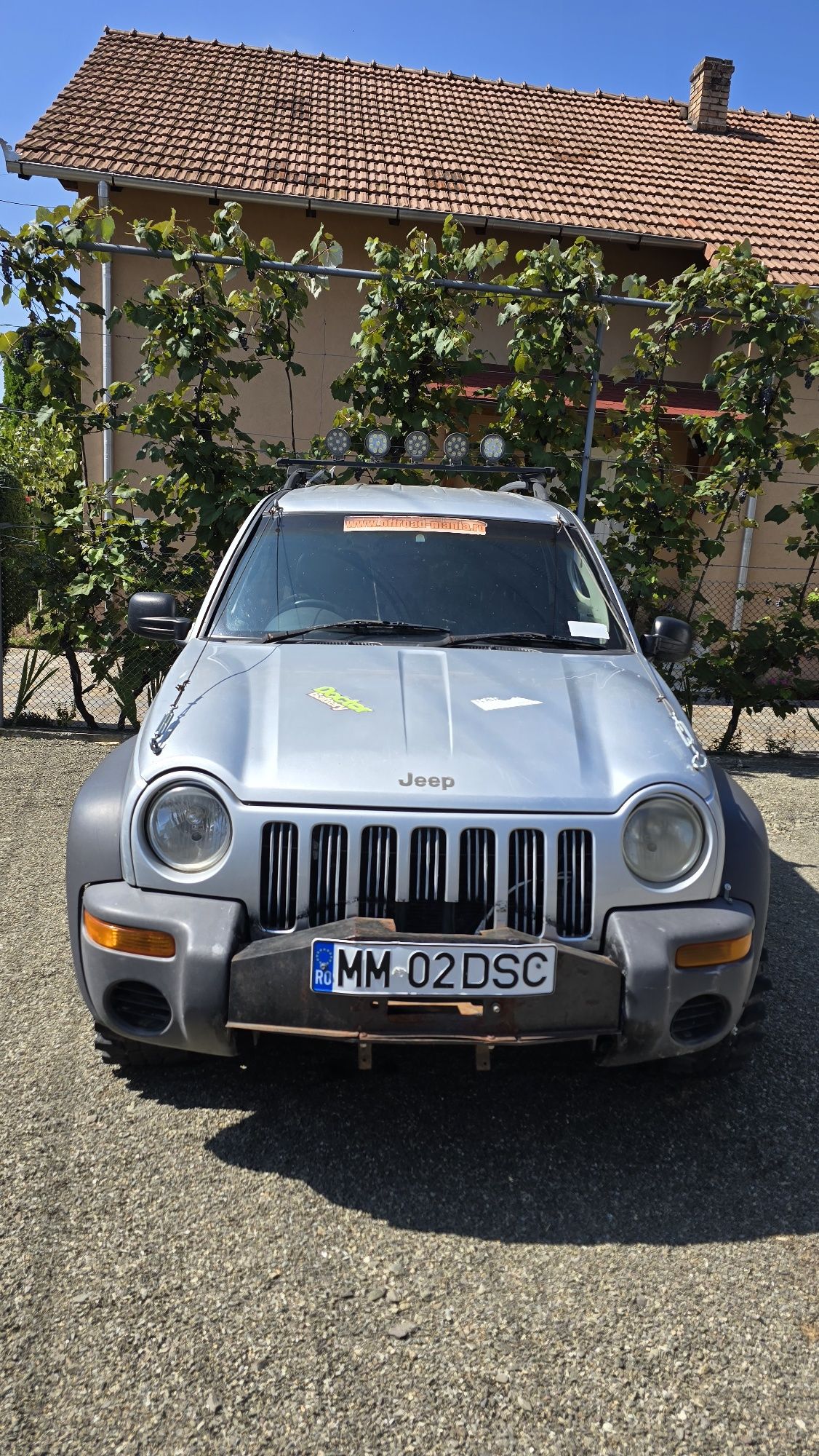 Jeep Cherokee KJ