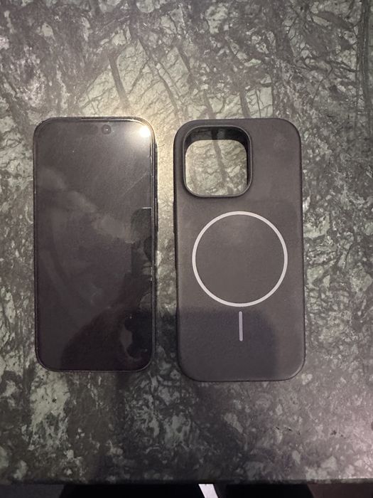 Iphone 16 Pro с година и 2 месеца гаранция