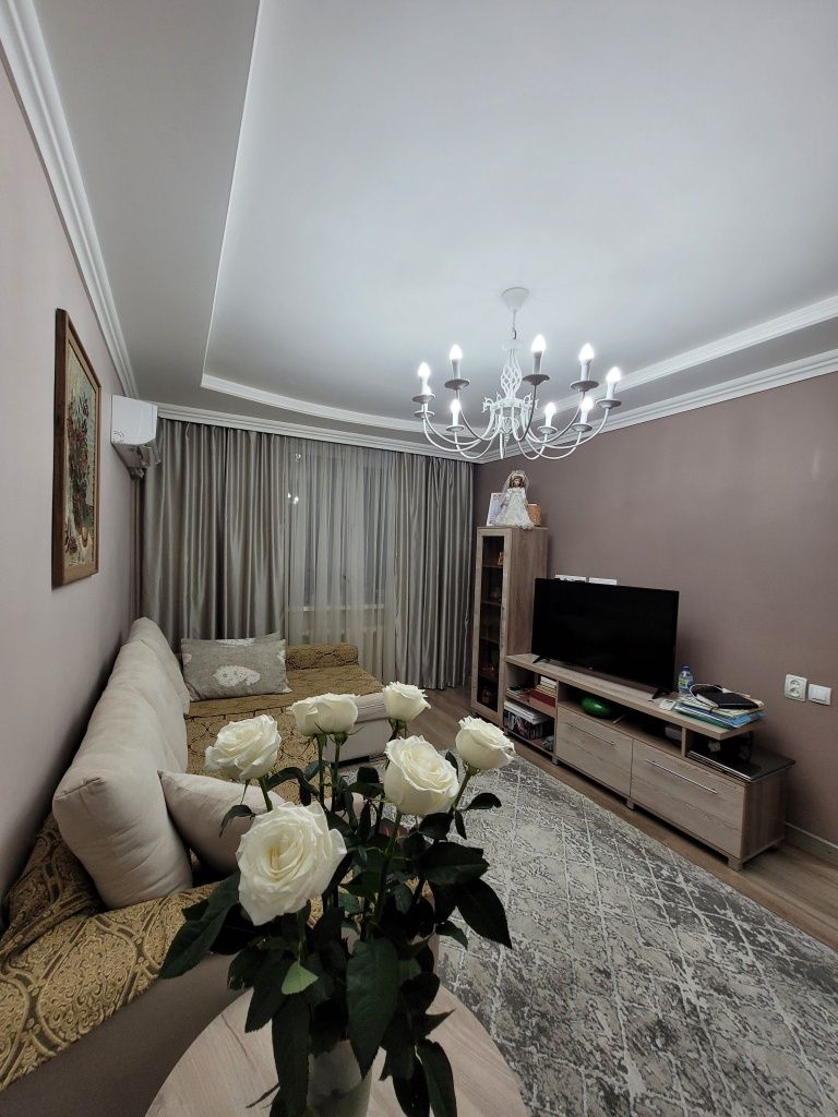 Продаётся 2в3/3/5 на Ул.Бобура 52м² ор-р: ТЦ Next