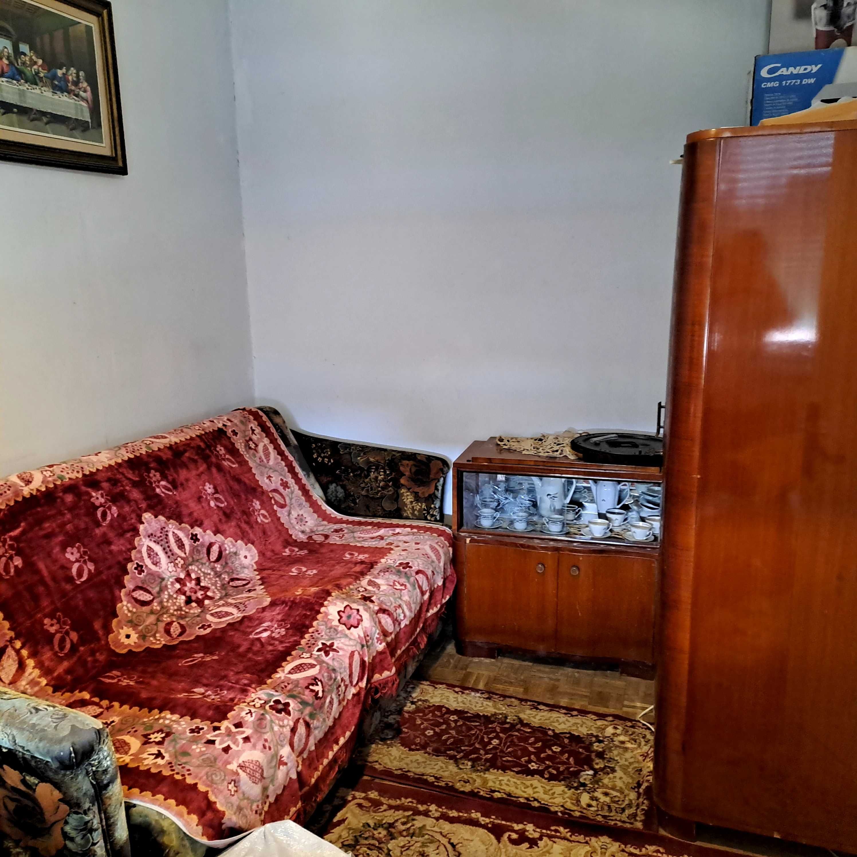 Vand apartament 2 camere