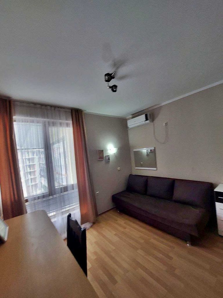 Продава се Тристаен апартамент в к.к. Слънчев бряг - 75 кв.м за 1000 €/кв.м - Снимка #6