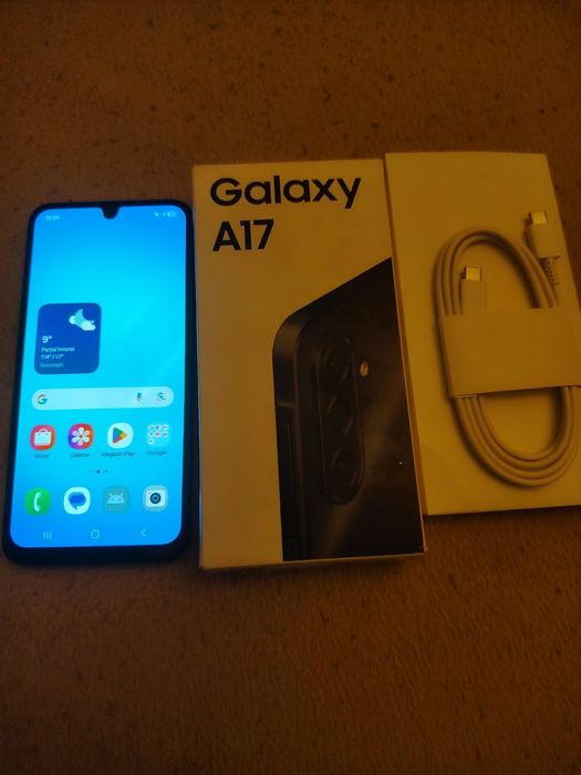 Samsung A17  la cutie