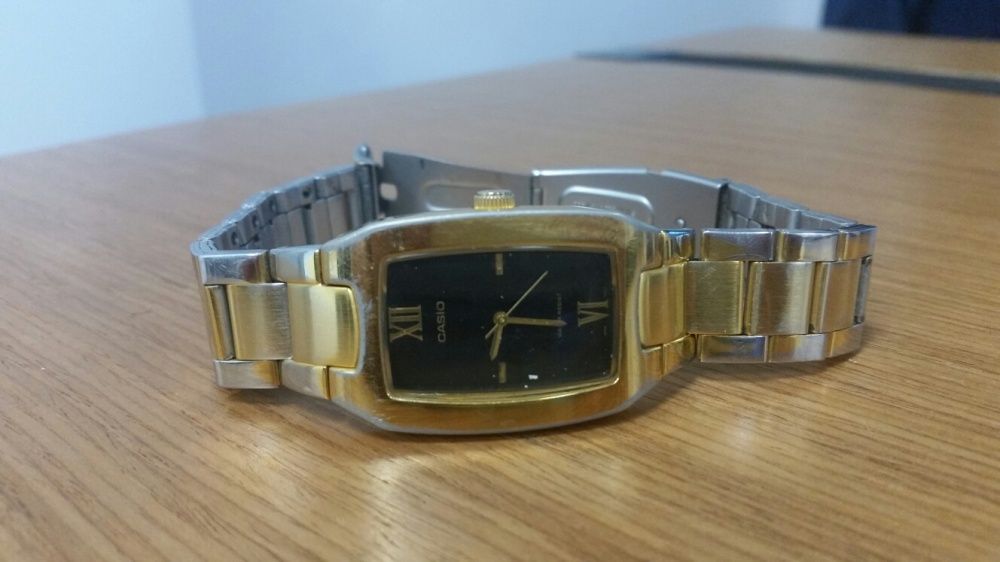 Часовник "Casio"