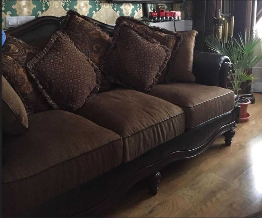 Mobila clasica living canapea + fotoilu XXL extra large, canapea hol