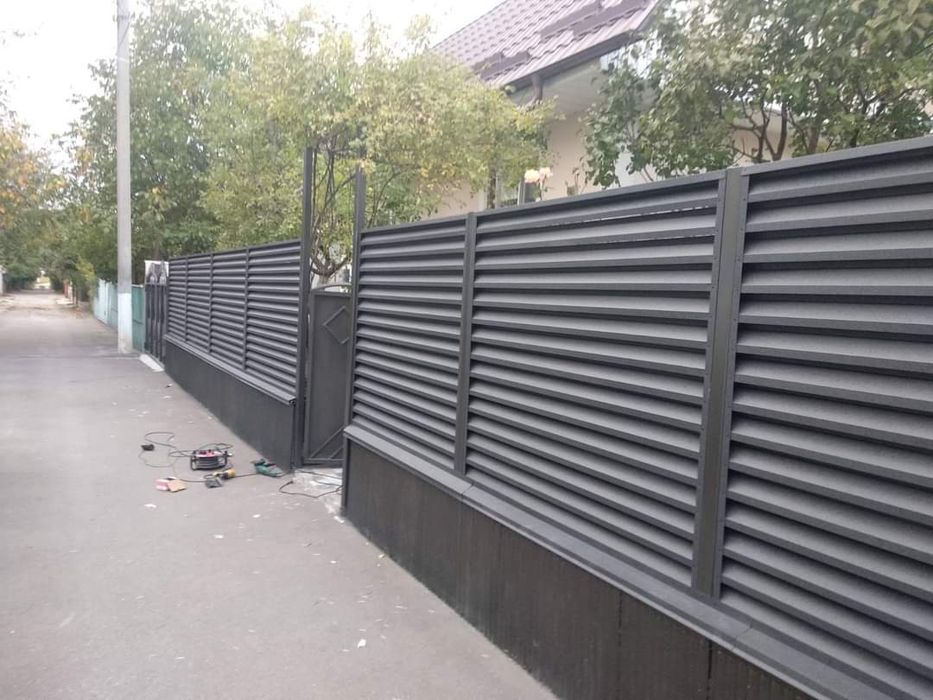 Facem garduri la cererea dumneavoastră