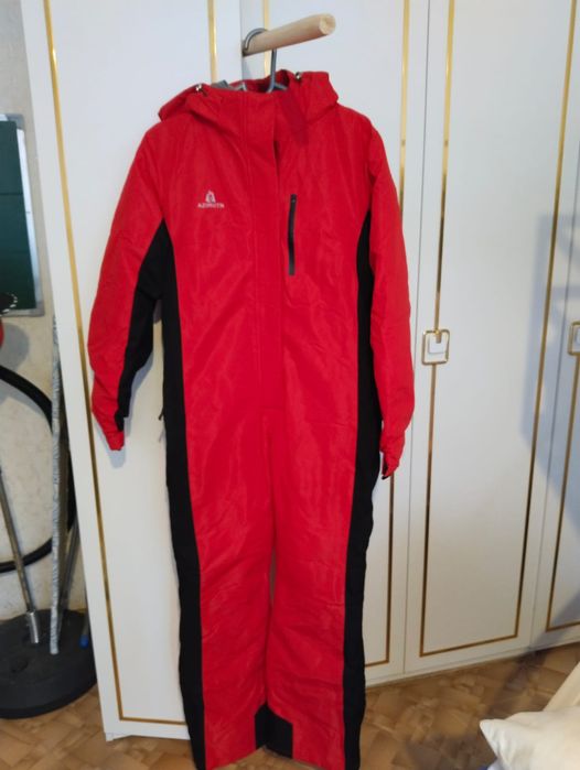 Продам лыжный костюм