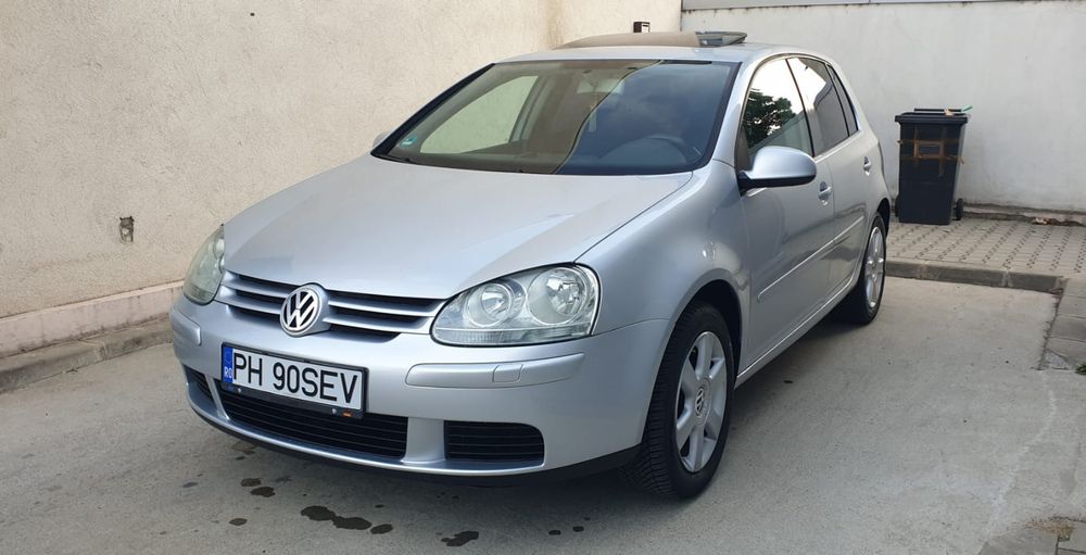 Vw Golf 5 ' 1.6mpi Navigație ' Fara Rugina sau Probleme ' Proprietar