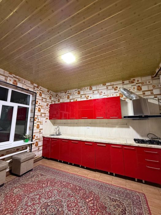 Uchaska sotiladi Adres Tutzor kócha havasdan òtib 200 metr ichkariga