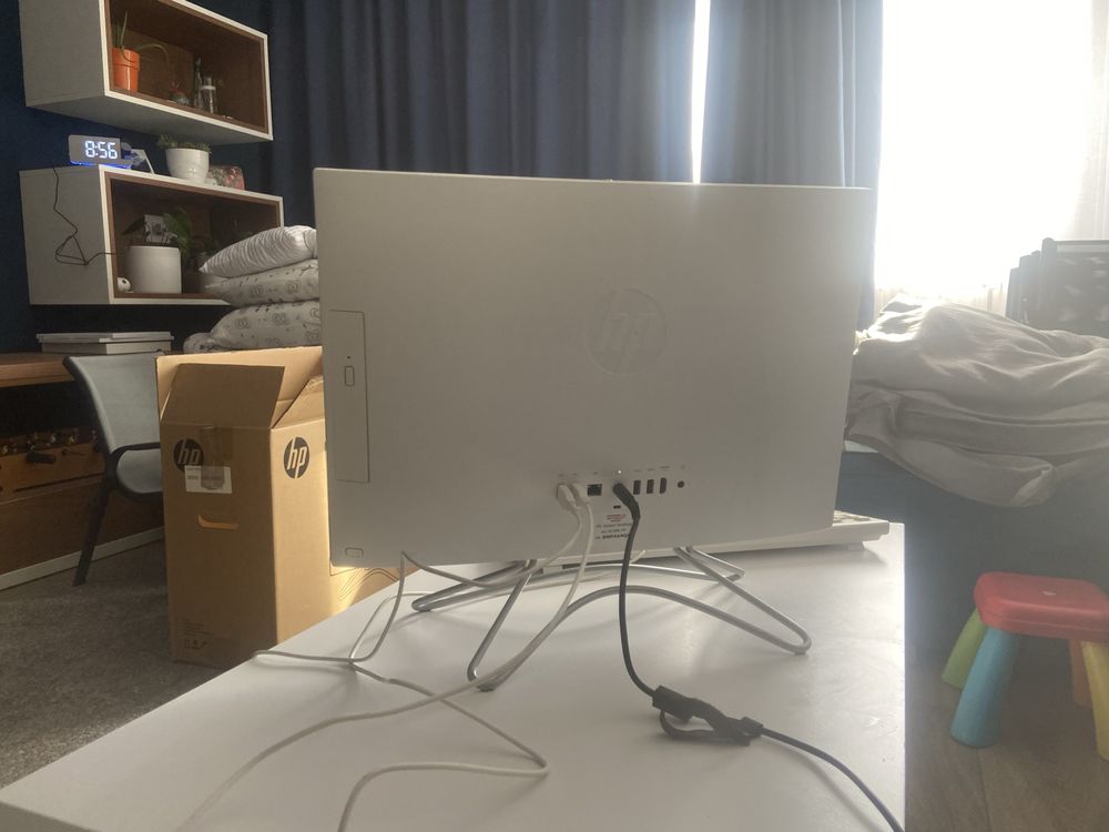 Calculator: HP 200 G3 All-in-On