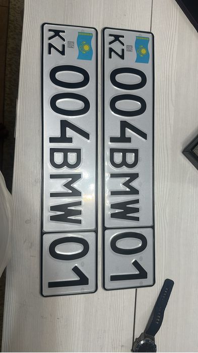 Дубликатов номеров..,