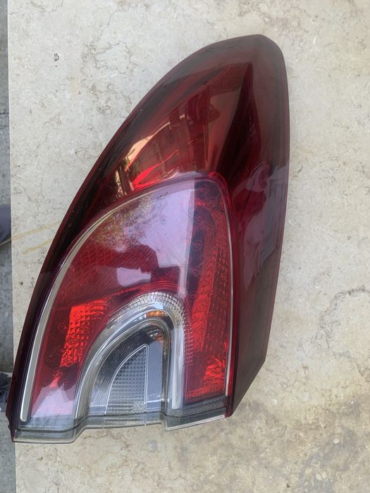 Lampa stop stanga Renault Megane 3 combi/break an 2008/2009/2010/2015