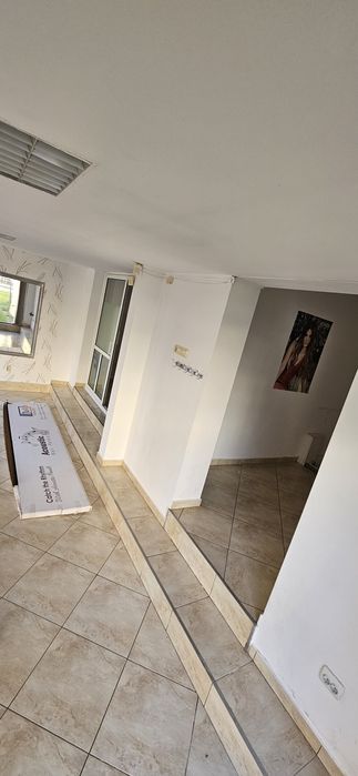 Apartament, spațiu comercial, extindere
