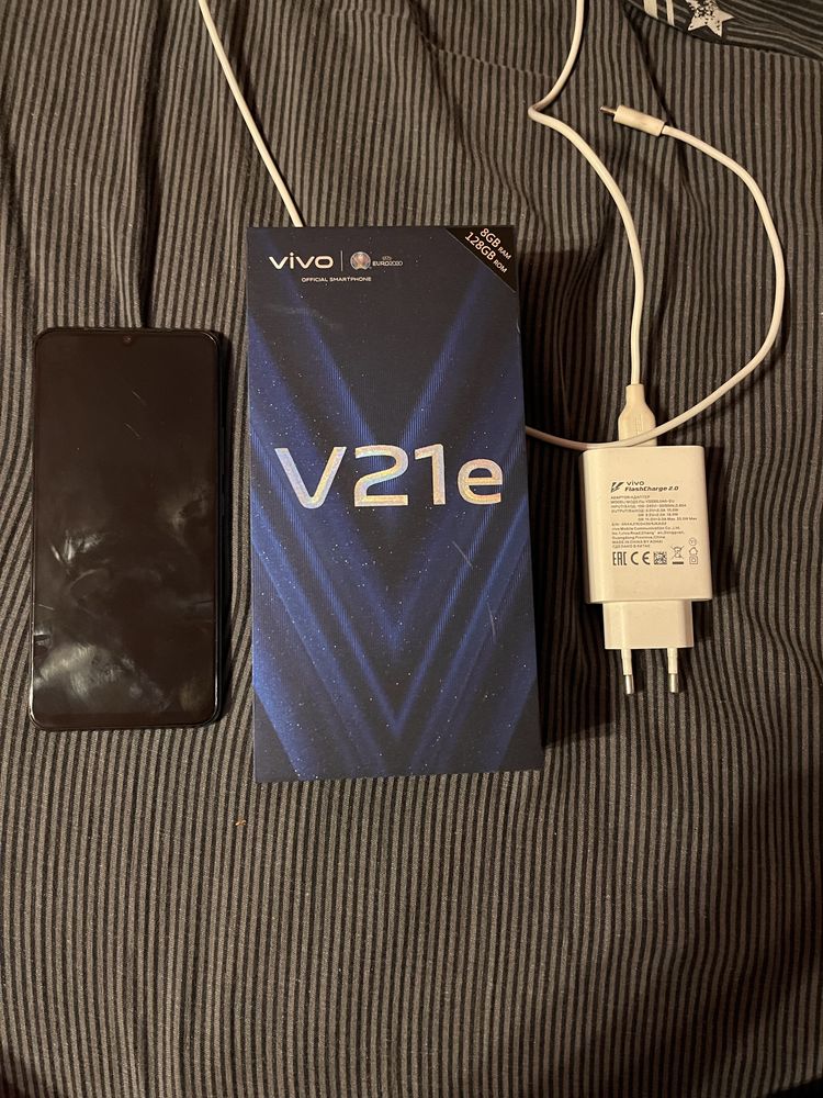 Vivo V21e, б/у хорошего качества