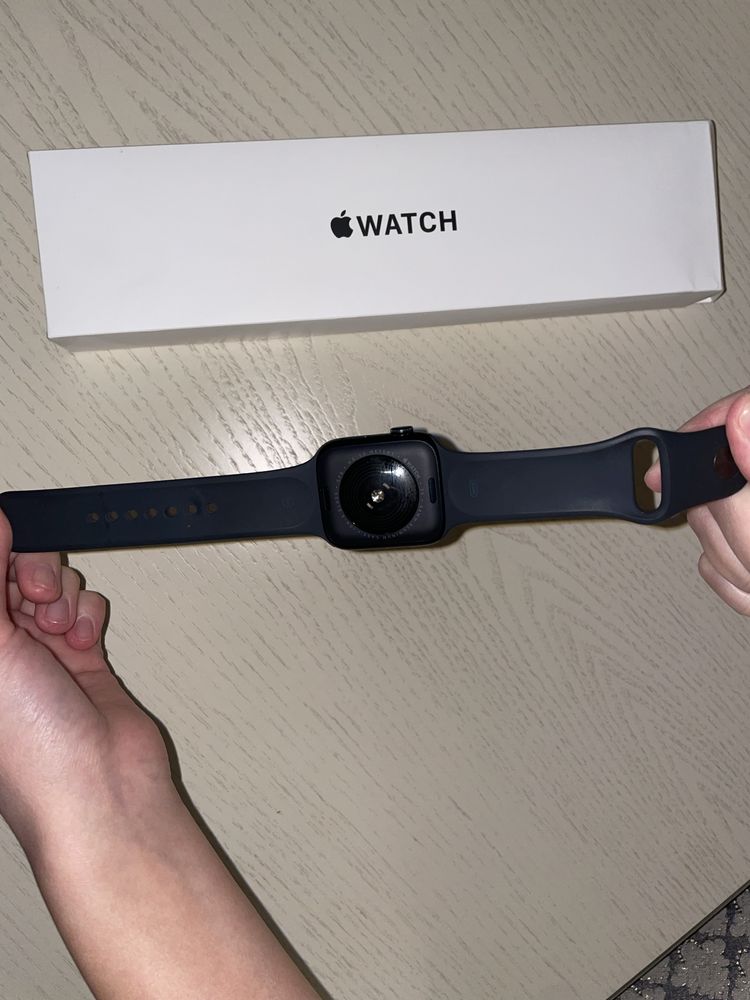 Apple watch se 44 mm