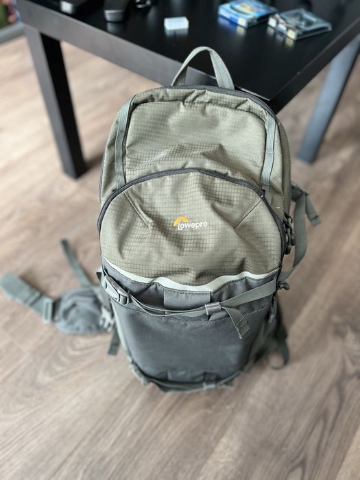 Фото раница Lowepro Flipside Trek BP 350 AW