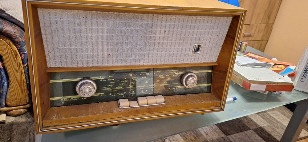 Radio select 2 funcțional