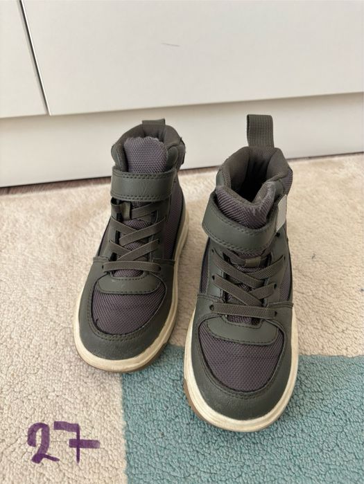 Ghete impermeabile, H&M, marimea 27