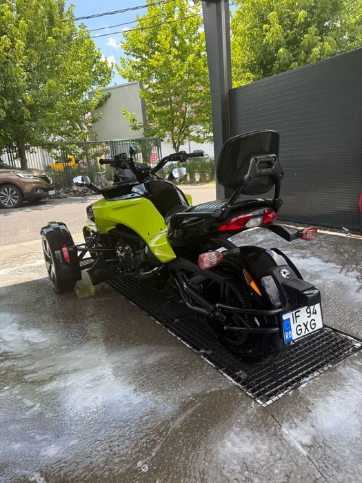 Can-am spyder S 1300cc
