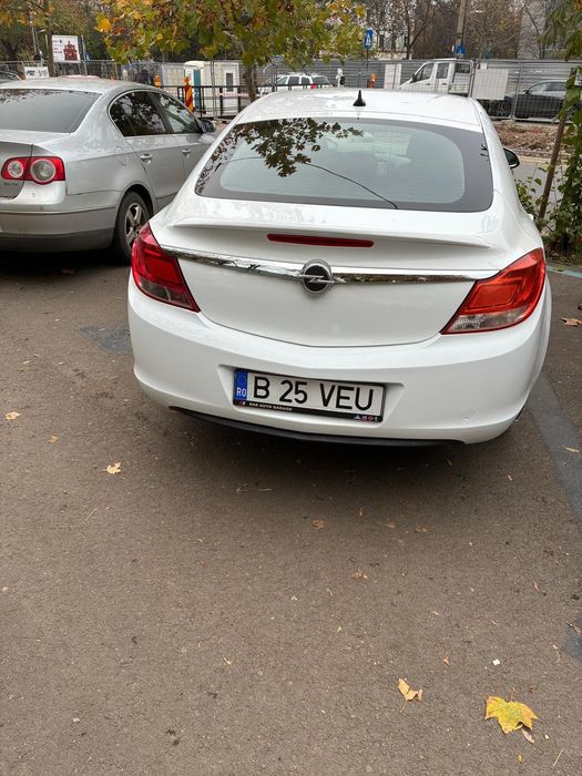 Vanzare autoturism Opel Insignia primul proprietar