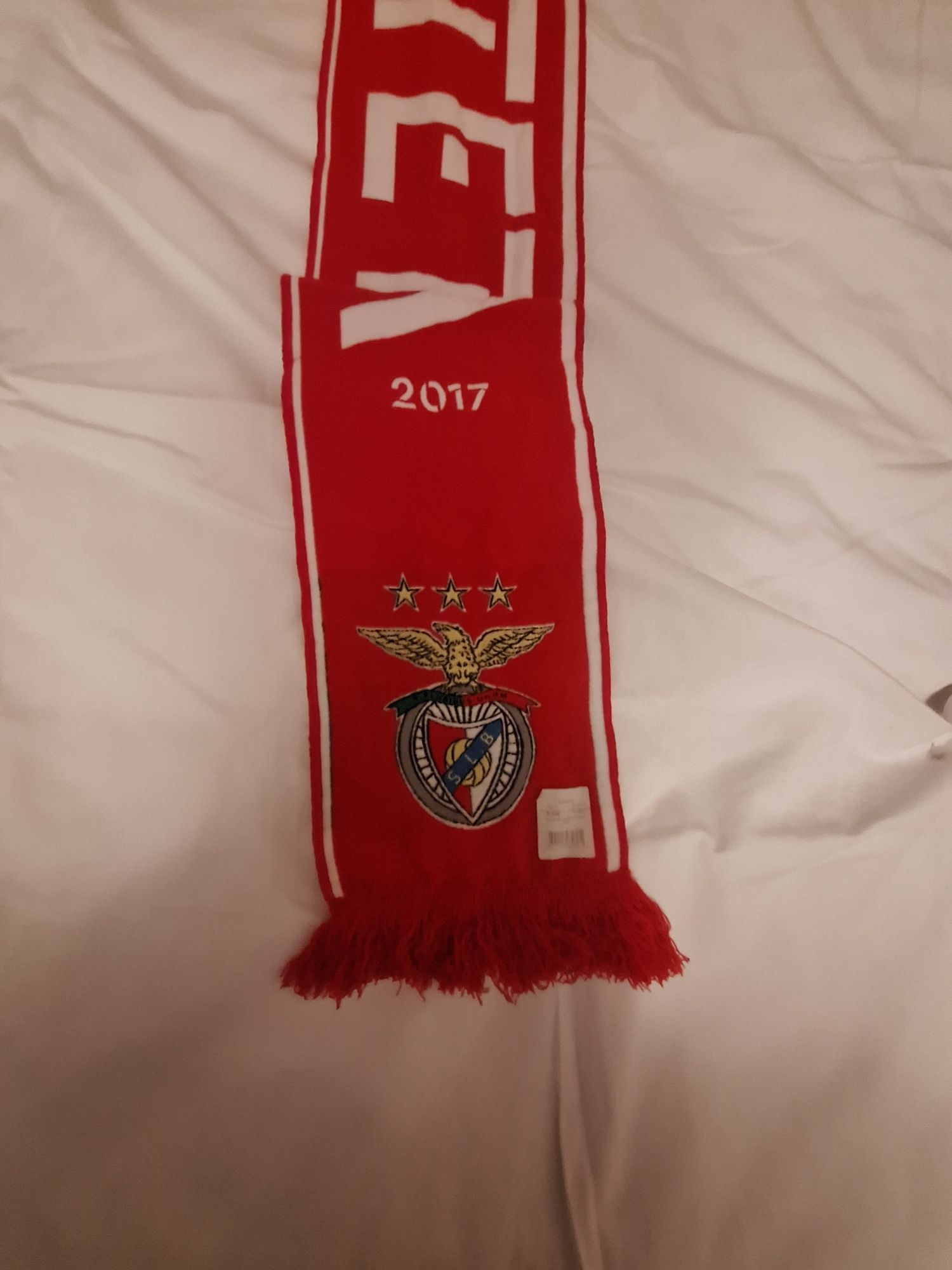 Vând fular Benfica Lisabona
