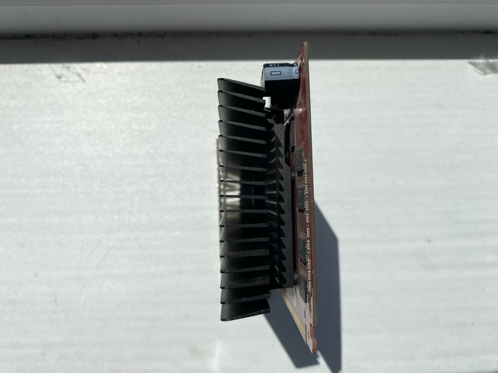 GeForce 9500 GT 1GB