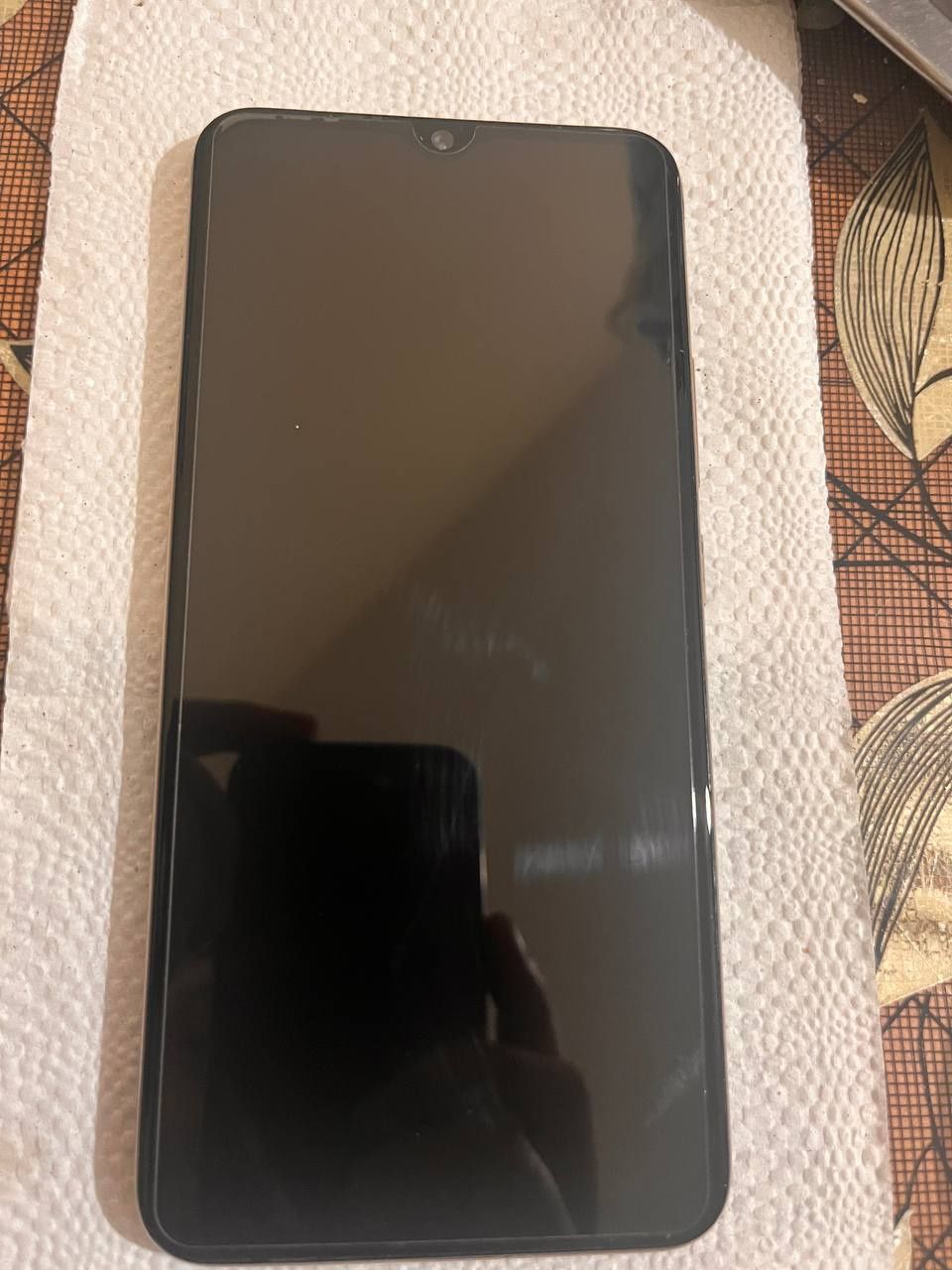 Продам телефон Vivo Y19