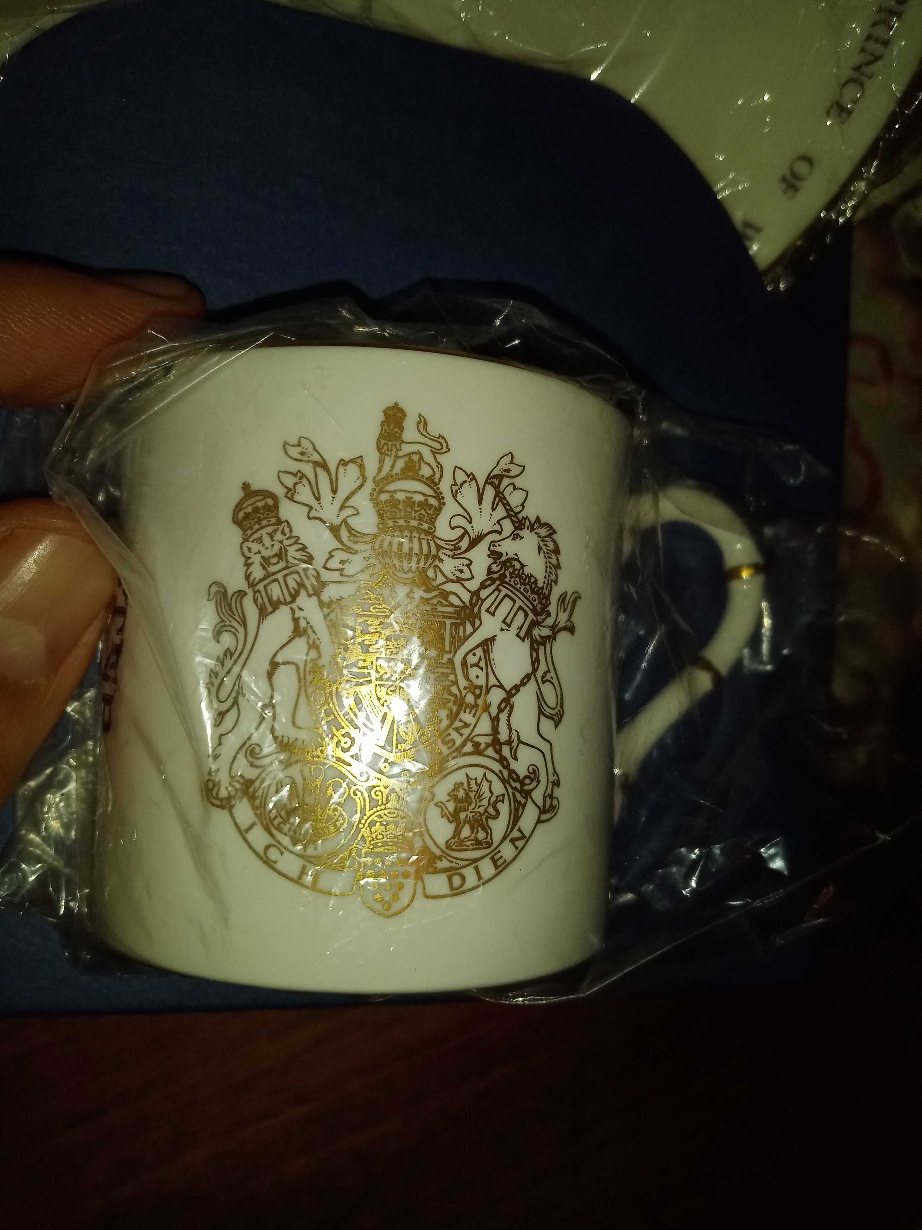 Vand set din portelan englezesc Royal Worcester