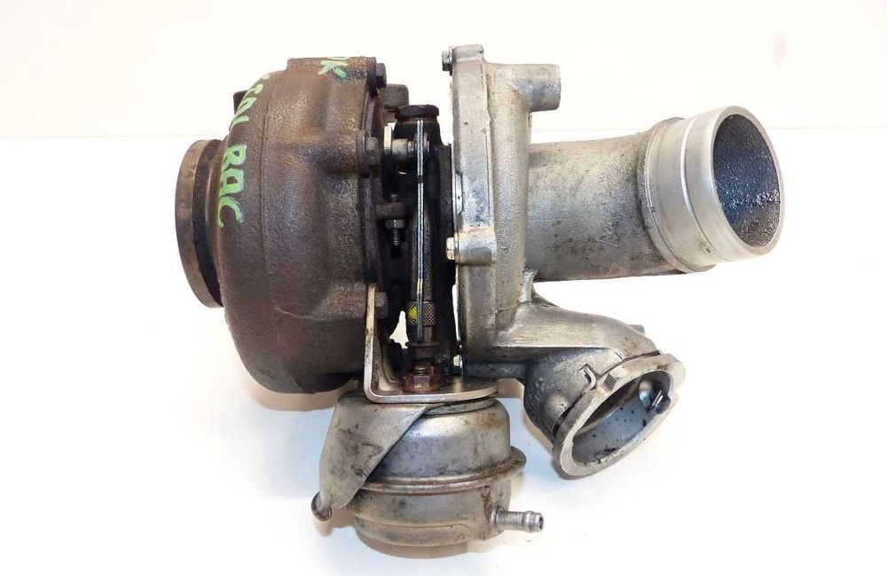 Turbina VW Touareg 2.5 TDI cod 070145701J