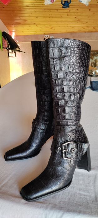 Cizme piele, mărimea 39-40,NOI, donaldi Plimer