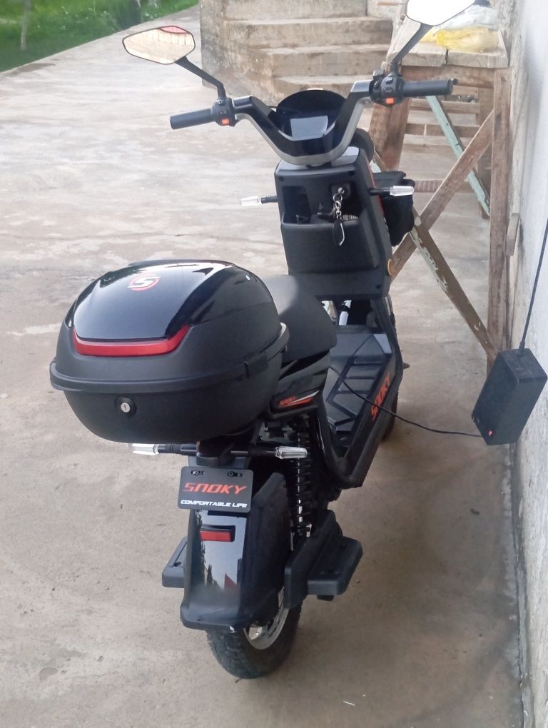 Skuter xali yangi