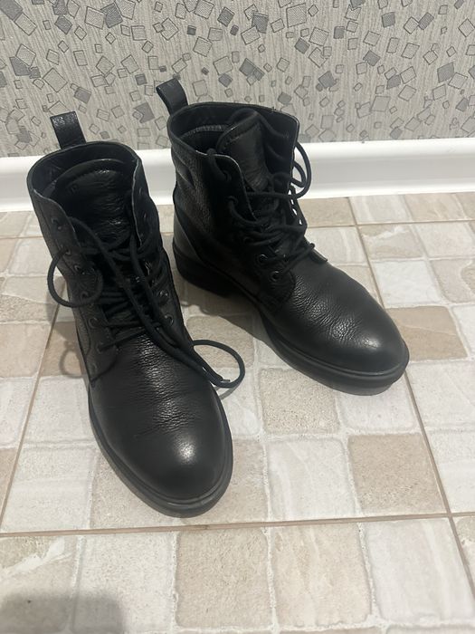 Ботинки Ecco кожанные