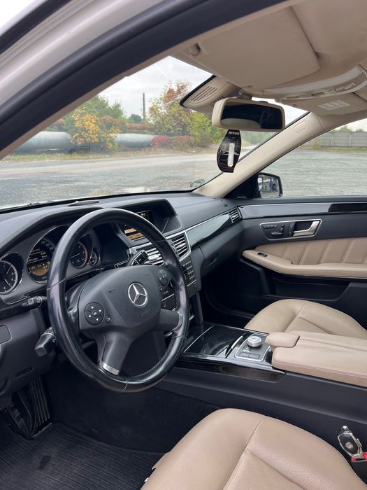 Mercedes-Benz E 250 CDI BlueEfficiency.
