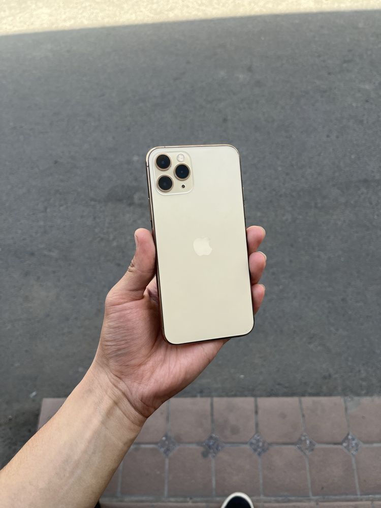 iPhone 11 pro gold ideal