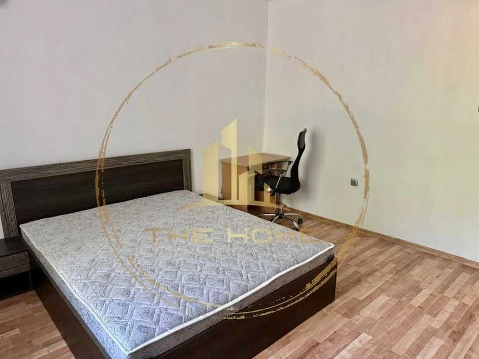 Дава се под наем Двустаен апартамент в Варна, Център - 56 кв.м за 450 € - Снимка #2