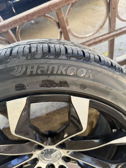 Диски с шины R18 225/45-18  Hankook