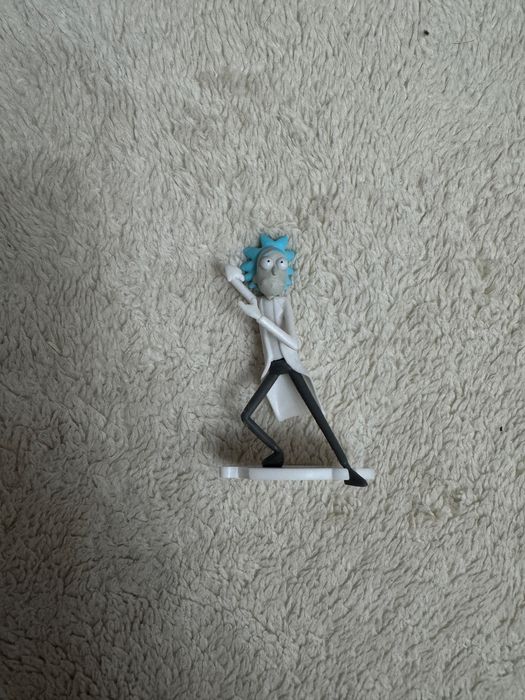 Продам фигурку Рика из сериала "Рик и Морти"