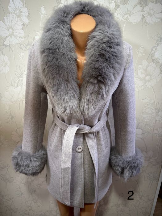 НОВО Дамски палта