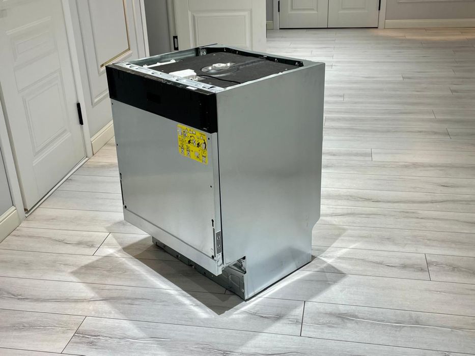 встраиваемая посудамоечная машина Electrolux