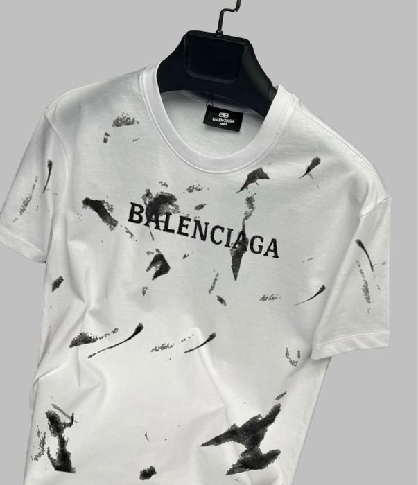 Мъжки маркови тениски - 2 Размери с,м,л,Хл,2хл    Цена 28лв