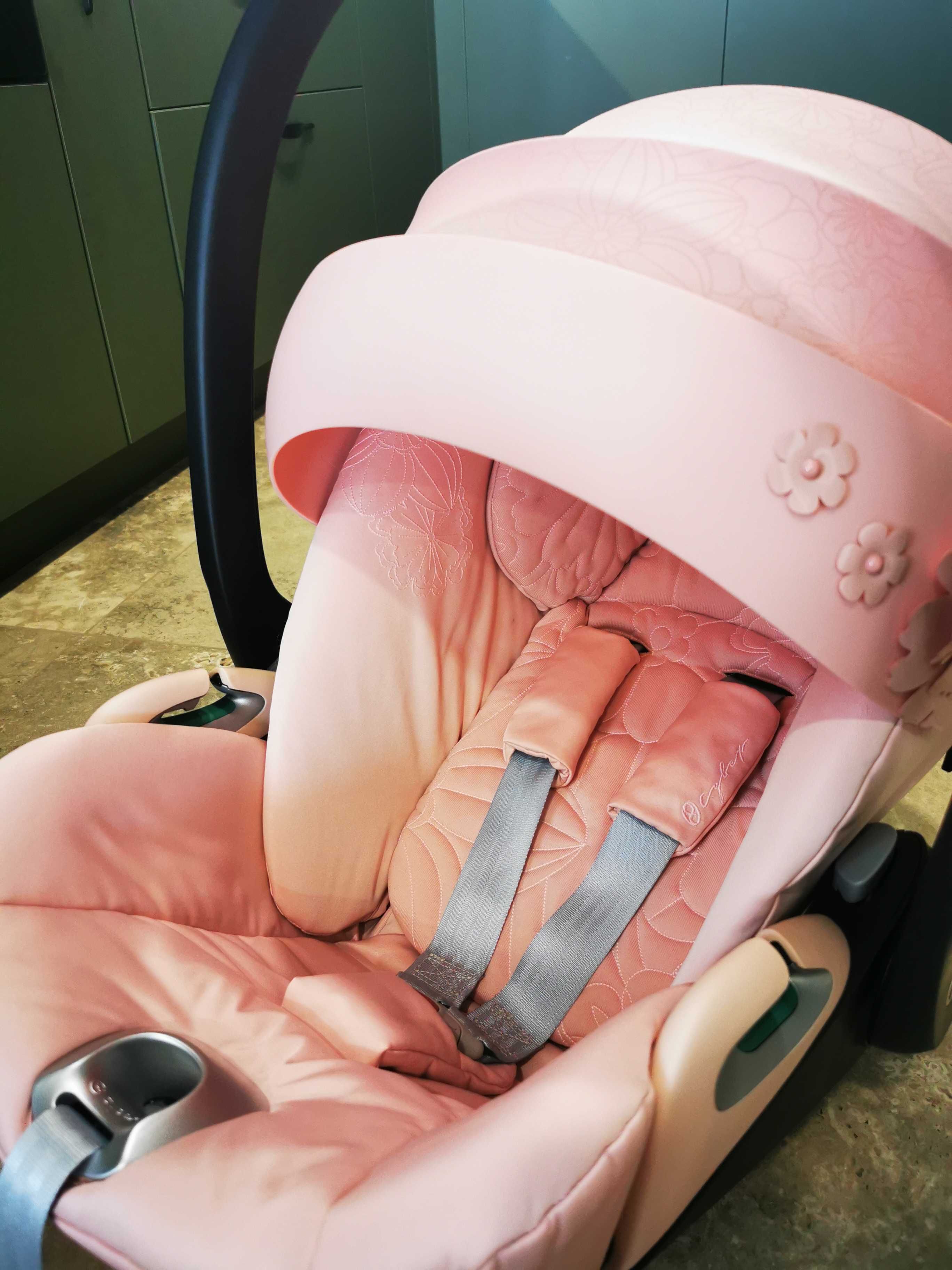 Кошче за кола Cybex Cloud Z2 I-Size Simply Flowers
