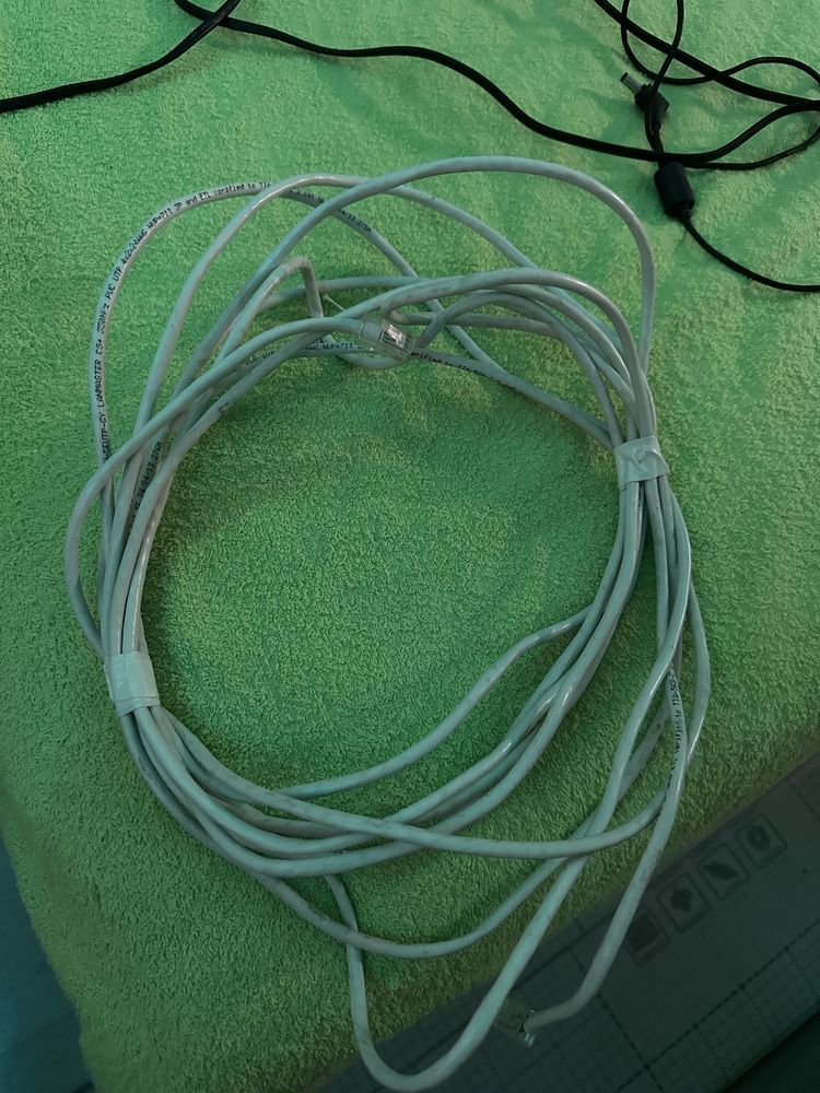 LAN кабель Витая пара ( белый )