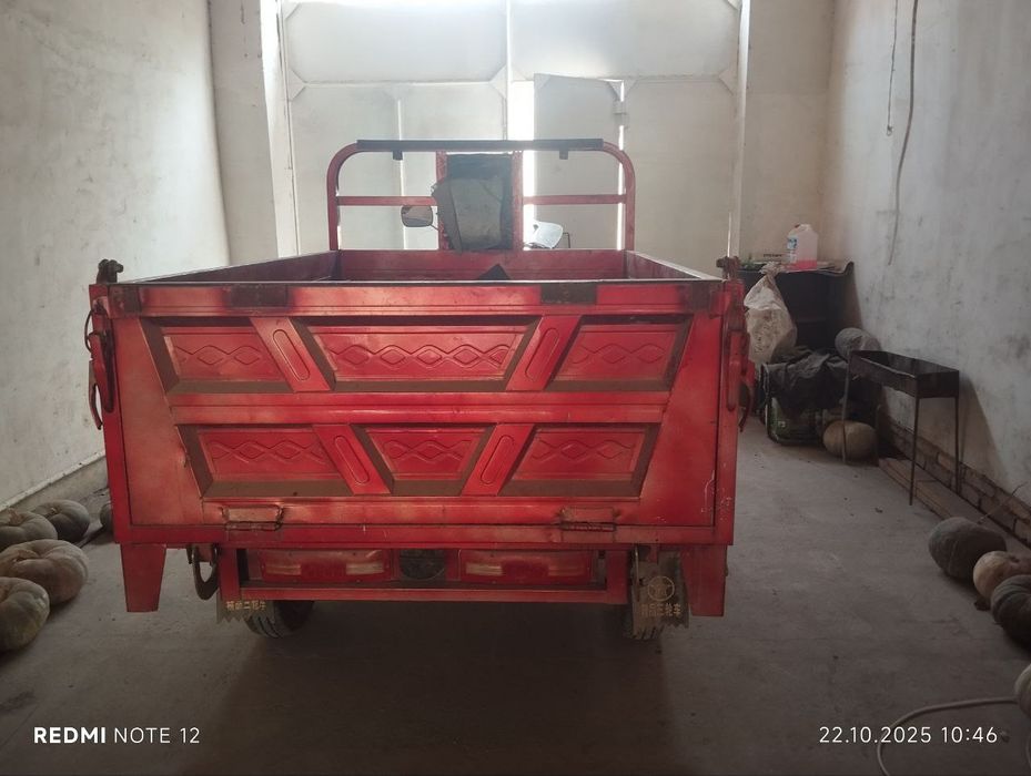 Lifan mototsikl sotiladi,1,500 tonnalik.somasval,motor 250kub