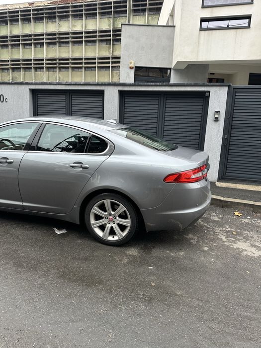 Jaguar XF premium luxury - 2.2 diesel 200cp - 2014 -