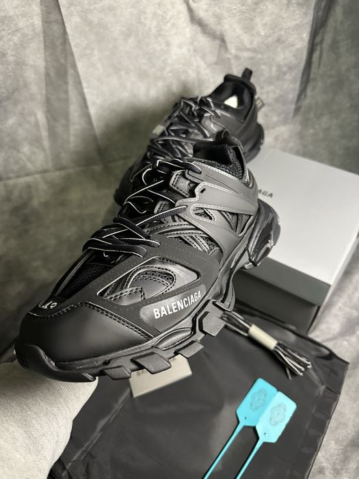 Balnciaga Track - Triple Black