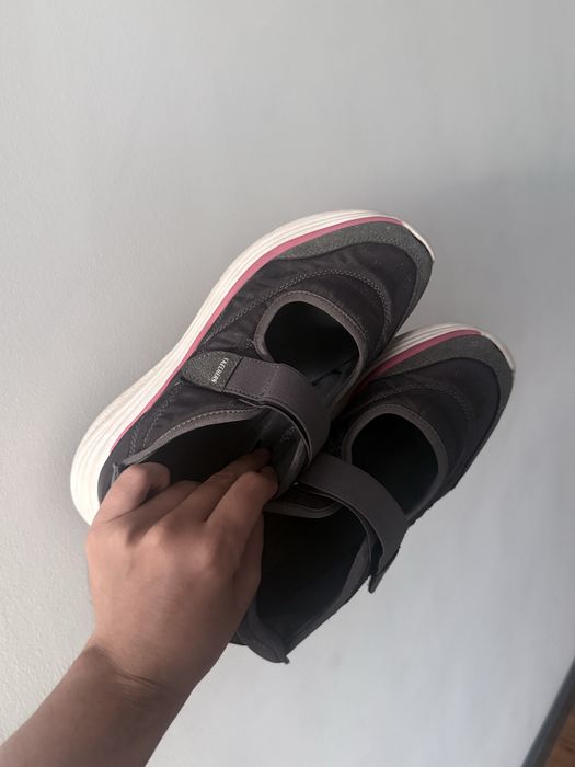 Skechers женские