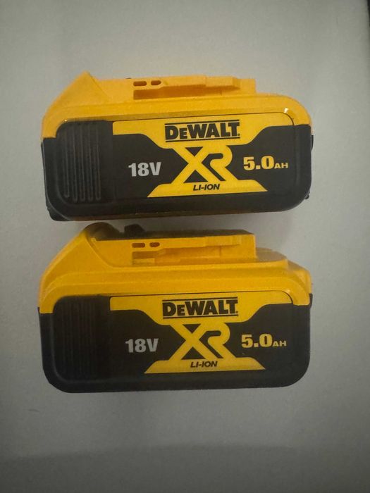 Set 2 x Acumulator 18V XR 5Ah Dewalt DCB184P2-XJ